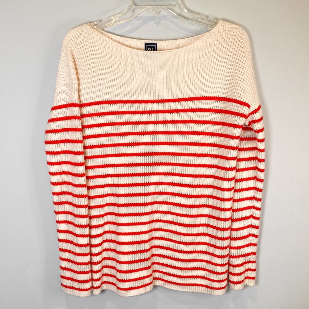 GAP cream and red striped knit sweater